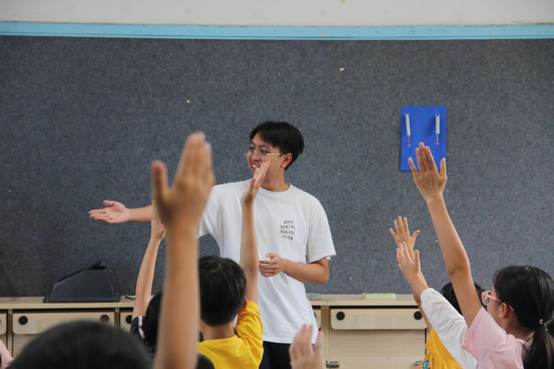 ƽ⏗ɏħ W(xu)ԺF(tun)ίW(xu)(w)(du)_չl(xing)n