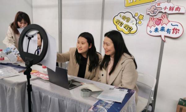 㽭һŮWäxýwnώ6Ҫ