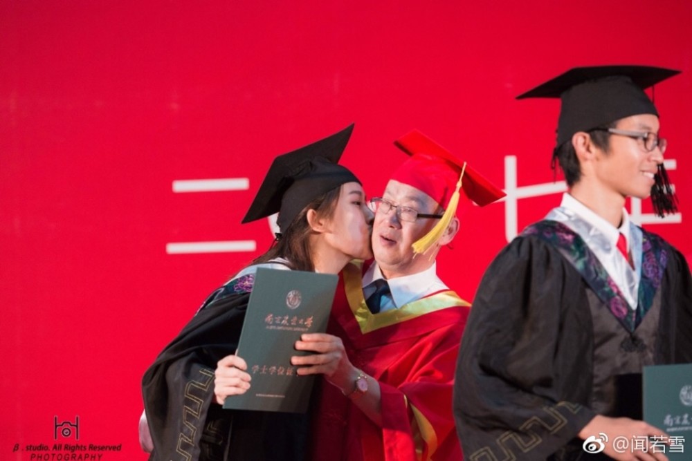 ŮW(xu)I(y)YHУL(zhng),W(xu)AM