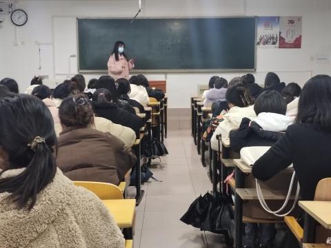 (yng)ԺČW(xu)Ժ_(ki)չW(xu)ڵһ}(hu)