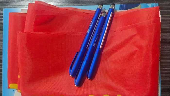 Ϻӆ퍂С(sh)`F(tun)ĸУvǰڜ(zhn)