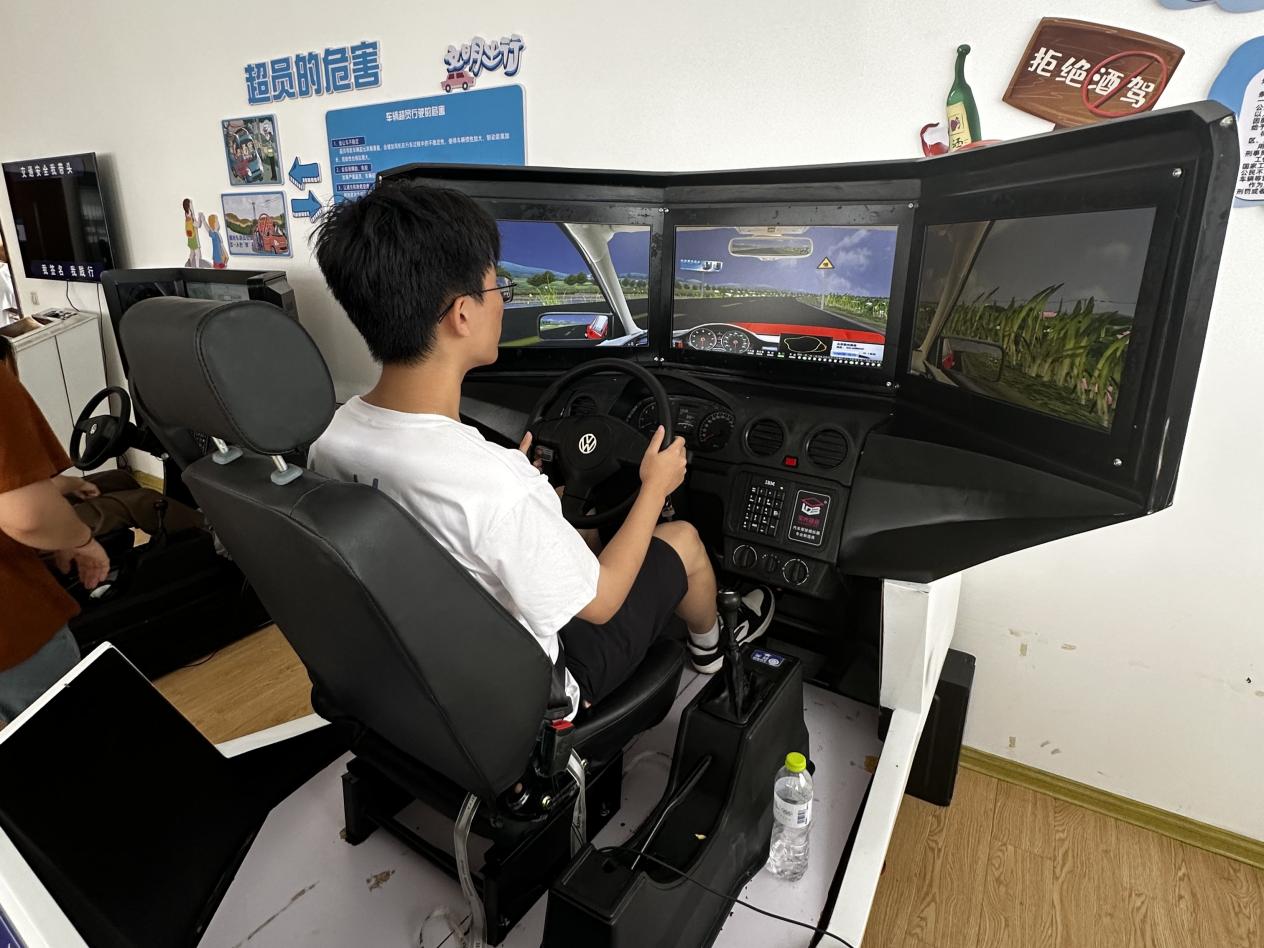 ֮`F뽻ͨģMң_չͨȫyԇcƬɼģ