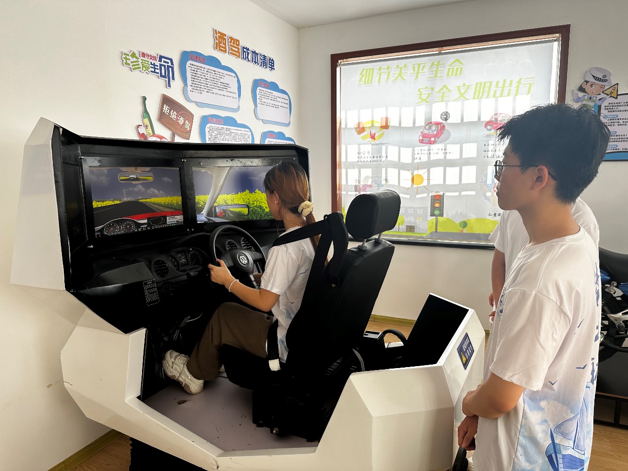 ֮𺽡`FģM{ģo˙CҕSʯld