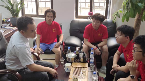 fͬlչ۰ģŰl󞳅^ӺWӸнĺоԺ`W