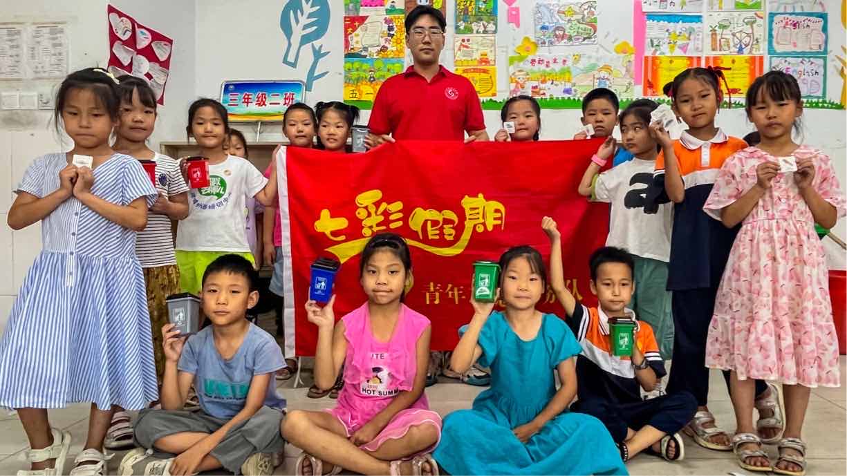 ٭h(hun)cۡͯС֮С`Fek`Gɫδɫn