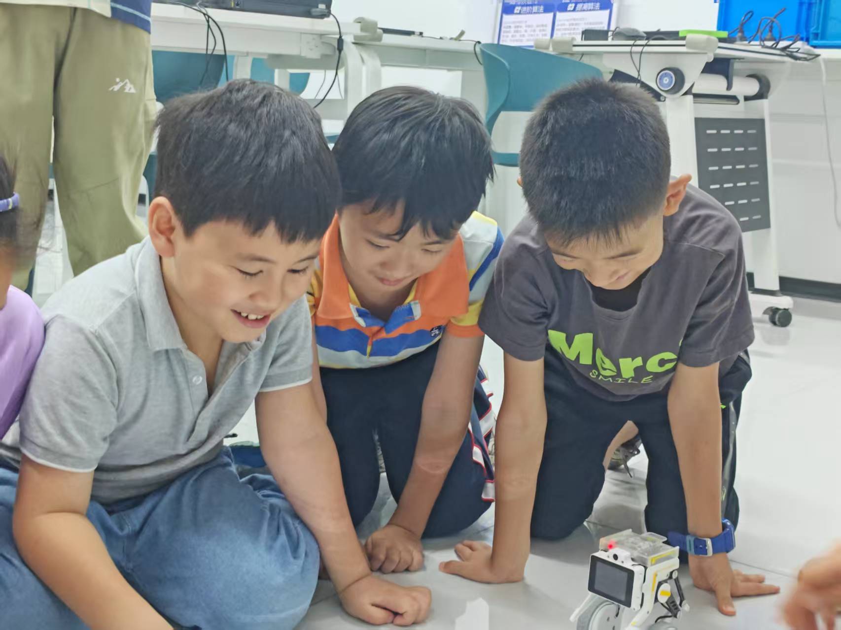 ɽ|WɽǡF̌䛡"ǅR"Ĵw